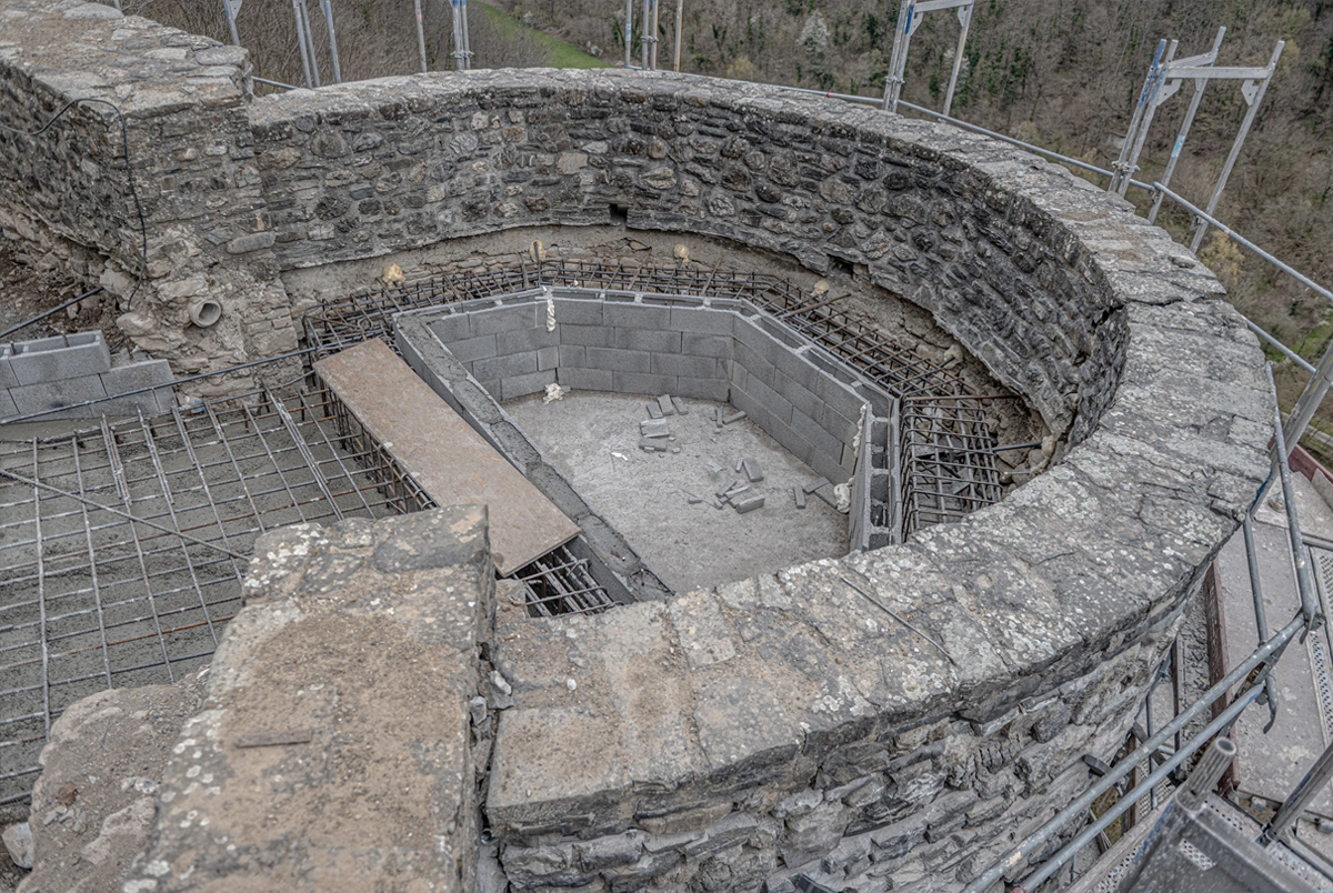 CASTELLO DI COMPIANO - Gallery