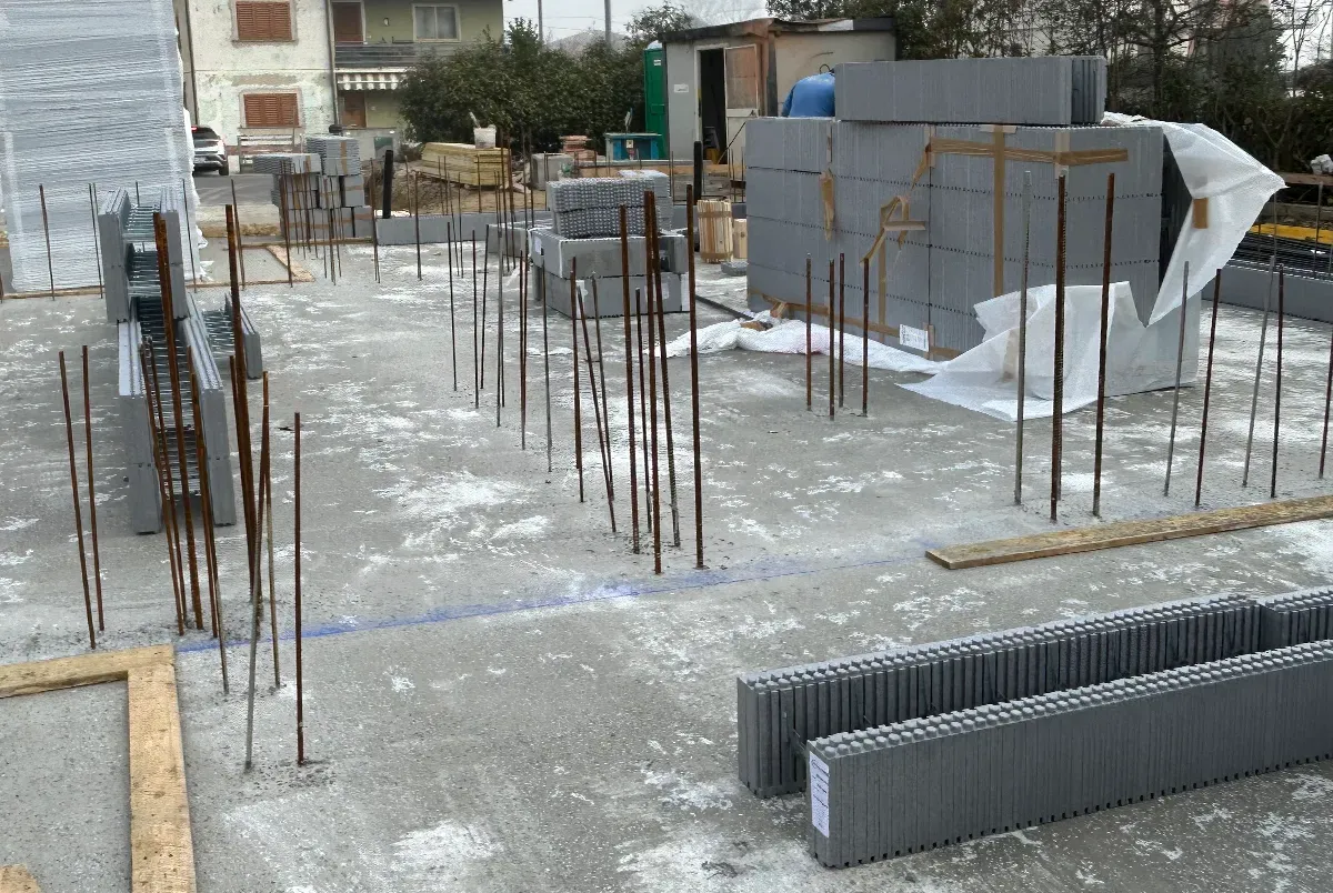 ABITAZIONE BIFAMILIARE - Gallery