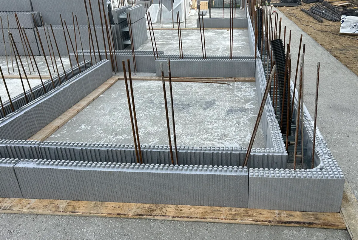 ABITAZIONE BIFAMILIARE - Gallery