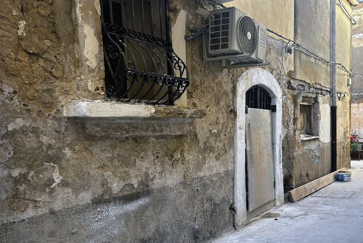 UNITÀ IMMOBILIARE IN CENTRO STORICO - Gallery